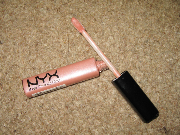Блеск для губ Mega shine lip gloss от Nyx фото 1